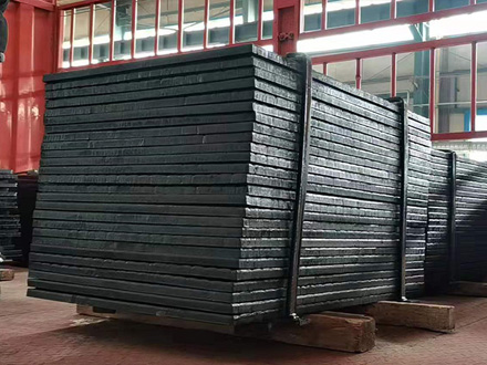 10+8雙金屬耐磨板發貨